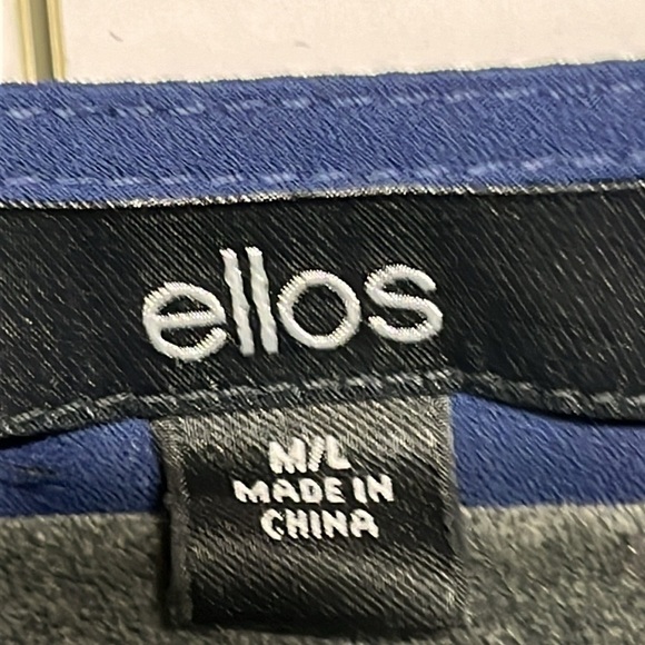 ellos Navy long flowing Top - Picture 6 of 13